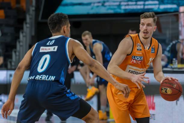 3个三分球 3个三分球