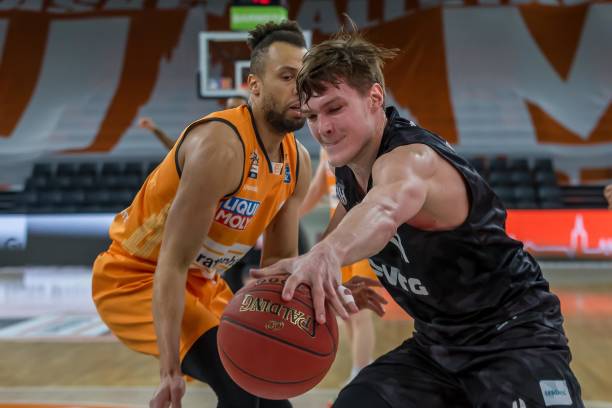 目前正为联 目前正为联