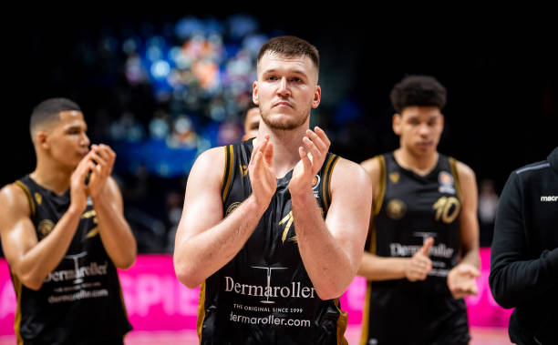 作为主帅 作为主帅